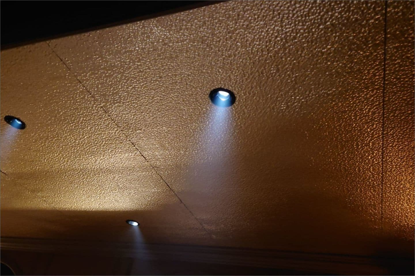 バーカウンター天井