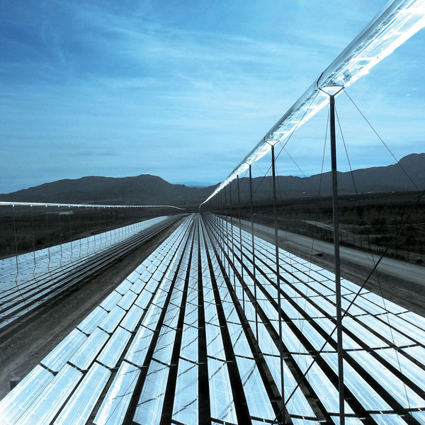 フレネル式太陽熱発電システム