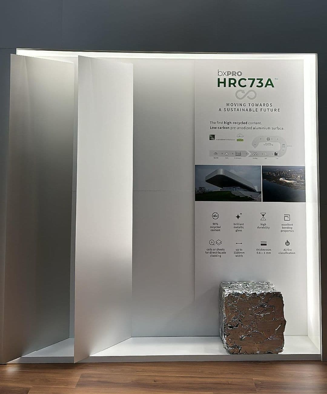 高光沢アルミアップ写真